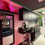 C12 Deluxe Lejlighed
