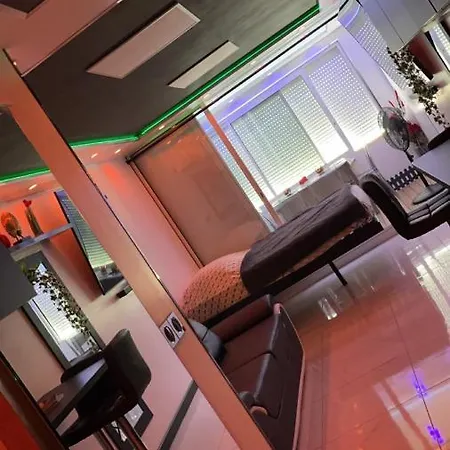 C12 Deluxe Apartment