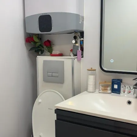 C12 Deluxe Apartment Agde