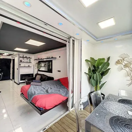 C12 Deluxe Appartamento Agde