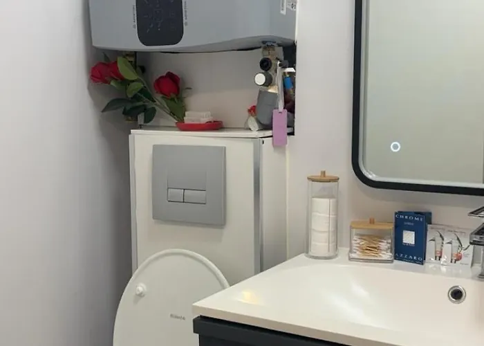 C12 Deluxe شقة آجد